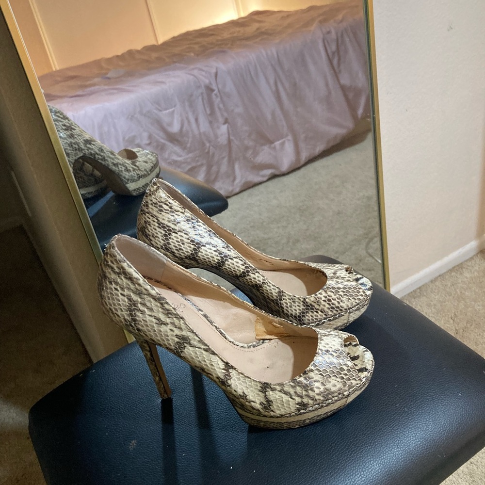 Nice sexy high heels size 8